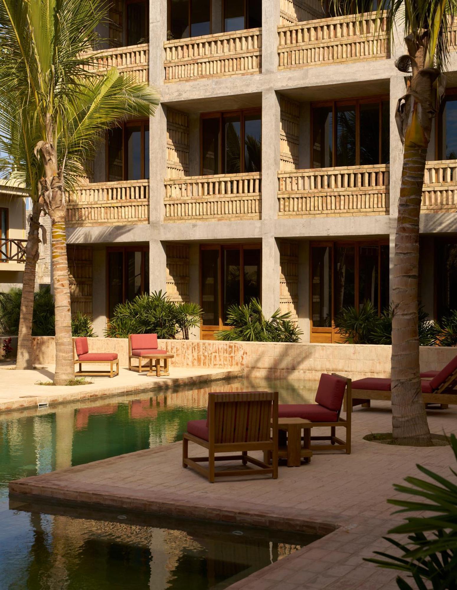 Hotel Humano, A Member Of Design Hotels Brisas de Zicatela Exterior photo